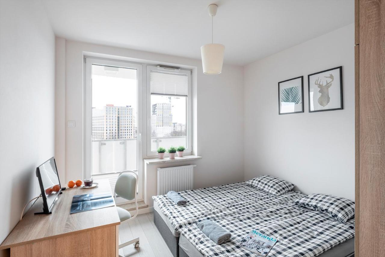 Waw Mokotow Pokoje Manhattan Warsaw Luaran gambar
